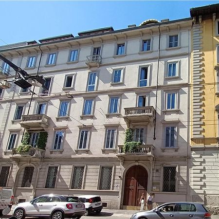Sahi - Residenza Corso Italia Tre Camere, Due Bagni E Un Salone Milano Dış mekan fotoğraf