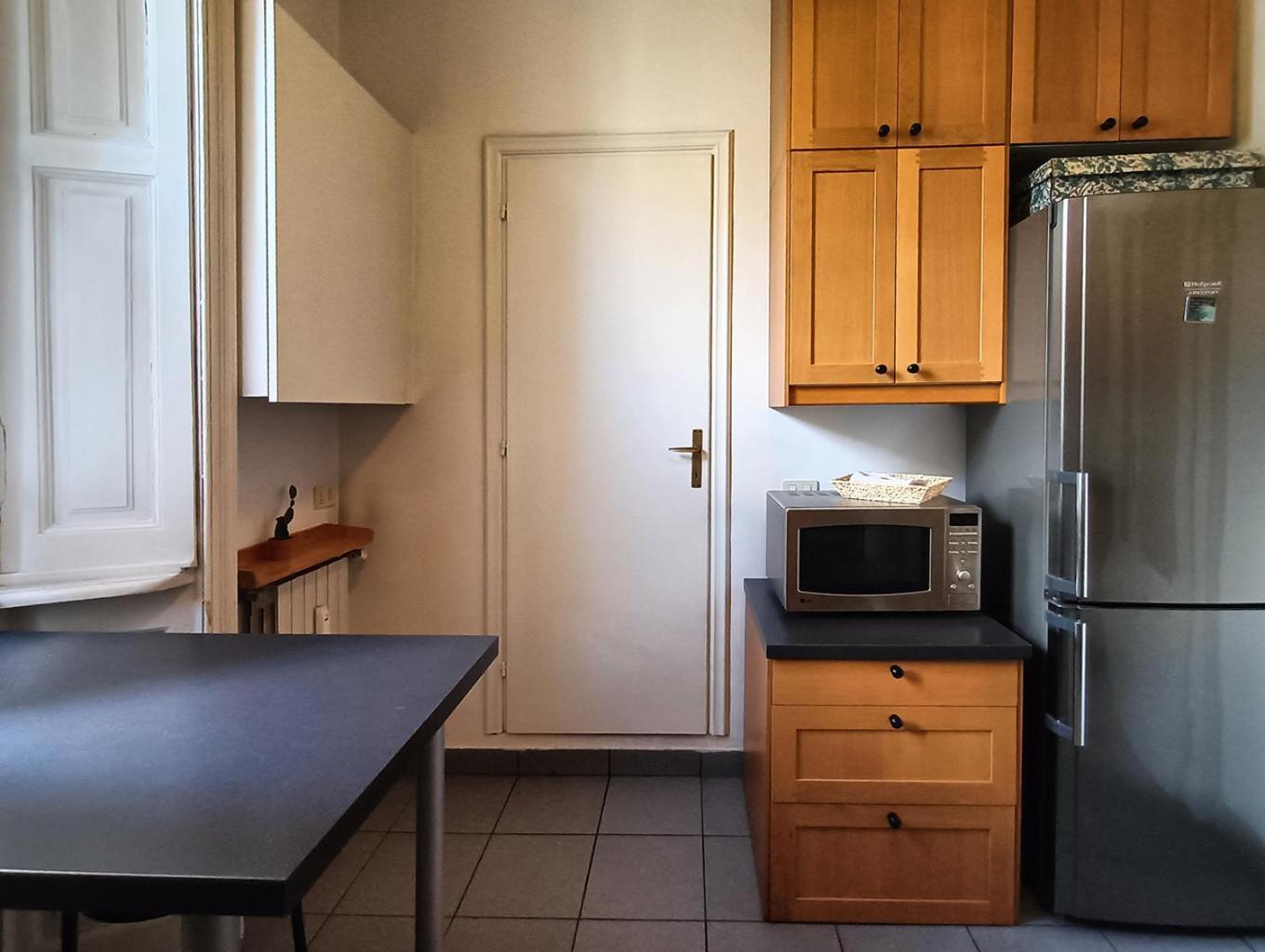 Sahi - Residenza Corso Italia Tre Camere, Due Bagni E Un Salone Milano Dış mekan fotoğraf